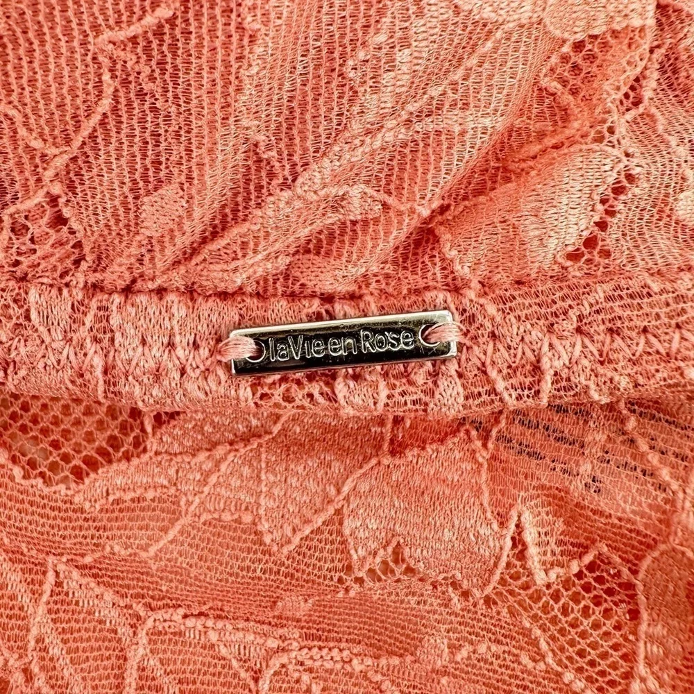 laVie en Rose NWT Salmon Color Lac Bralette Size Medium